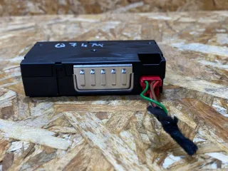 4N1035954 Разъем AUX / USB Audi Q7 4M restailing Арт 39370425, вид 4