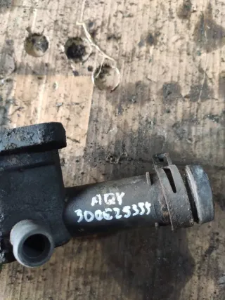  Фланец (тройник) системы охлаждения Volkswagen Golf 4 Арт 97011574, вид 4