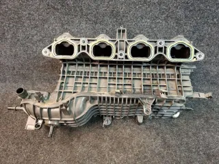 04E145749F коллектор впускной Volkswagen Jetta 7 Арт 320861, вид 1