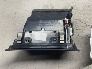 3T0819702 Дефлектор обдува салона Skoda Superb 2 Арт 97027878, вид 2