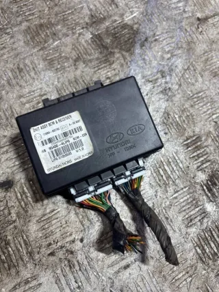 954004LIP0 Блок управления центральным замком Hyundai Solaris 1 Арт 97029373