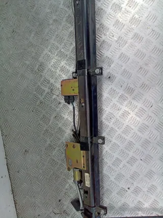 4B5861325 Шторка солнцезащитная Audi A6 C5 (S6,RS6) Арт 97030055, вид 16