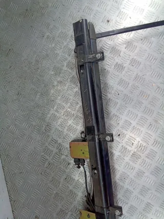 4B5861325 Шторка солнцезащитная Audi A6 C5 (S6,RS6) Арт 97030055, вид 17