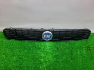 735335775 Решетка радиатора Fiat Punto 3 Арт 171392, вид 2