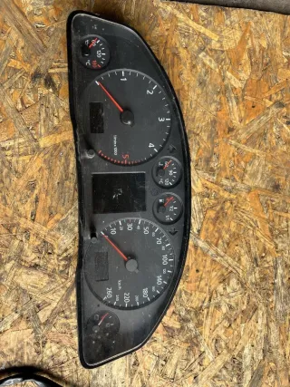 4B0920930K Щиток приборов (приборная панель) Audi A6 C5 (S6,RS6) Арт 94327653, вид 1