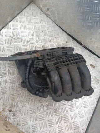 036129709GT Коллектор впускной Volkswagen Caddy 3 Арт 90076360, вид 1