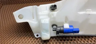 GX7317B613BC Бачок омывателя Jaguar F-Pace Арт 100323, вид 4
