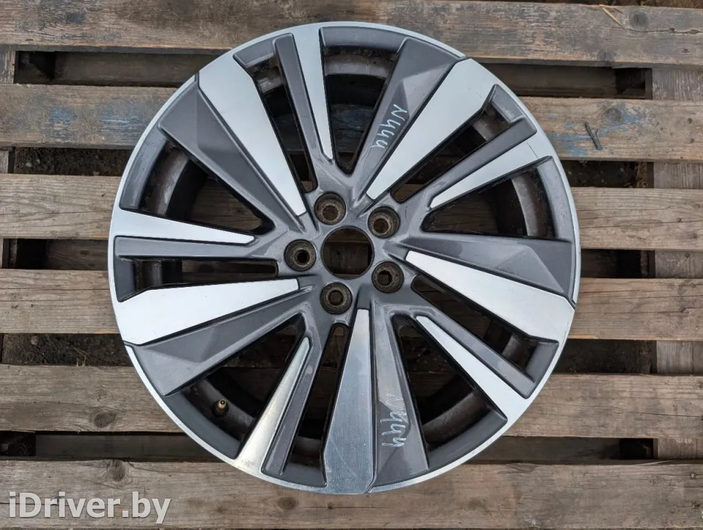 9809685477 Диск литой R19 5x108 ET38 к Peugeot 3008 2 Арт W4445467