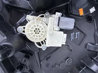 9450784, 9450070, 61 35 9 450 070 Стеклоподъемник правый передний BMW X7 g07 (в наличии) Арт 012711, вид 3