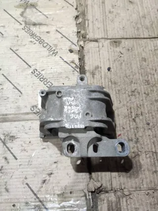  Подушка двигателя Volkswagen Passat B6 Арт 97037826
