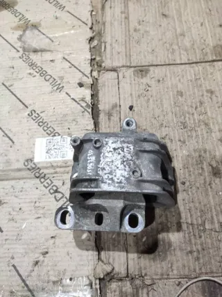  Подушка двигателя Volkswagen Passat B6 Арт 97037827