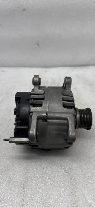 03L903023L Генератор Volkswagen Golf 7 Арт 3905-79621613, вид 4