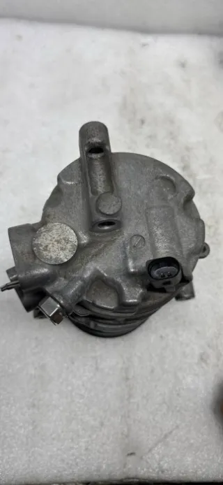 5Q0820803F Компрессор кондиционера Volkswagen Golf 7 Арт 3905-60251459, вид 1