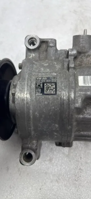 5Q0820803F Компрессор кондиционера Volkswagen Golf 7 Арт 3905-60251459, вид 6