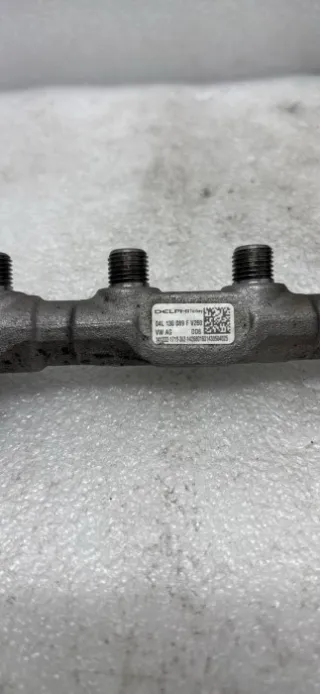 04L130764B,04L130089F Топливная рампа Volkswagen Golf 7 Арт 3905-19578413, вид 2