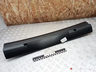 3C9863459 Накладка внутренняя на заднюю панель кузова Volkswagen Passat B6 Арт A29748, вид 1