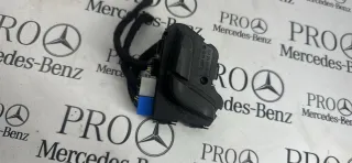 A2048709010 Кнопка регулировки сидения Mercedes C W204 Арт 101078, вид 1