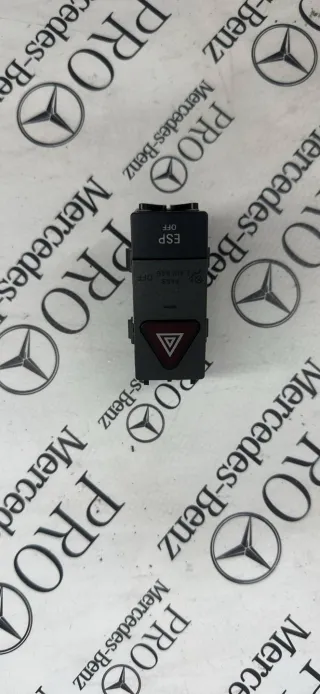 A2049051900 Кнопка аварийной сигнализации Mercedes C W204 Арт 101063, вид 1