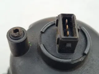 13204107 Корпус топливного фильтра Opel Zafira B Арт 97047886, вид 10