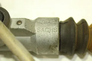 8D1721401 Цилиндр сцепления главный Audi A6 C5 (S6,RS6) Арт 97049652, вид 5