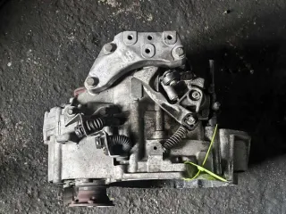 HDV КПП механическая (МКПП) 6-ступенчатая Volkswagen Touran 1 Арт 01400537, вид 1