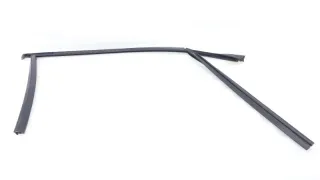 51332990307, 2990307 Уплотнитель стекла двери BMW X1 E84 Арт ST264897
