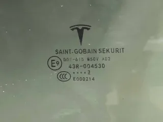 1495506-00-B,1658432-00-A Стекло двери задней левой Tesla model Y Арт 99478067, вид 4