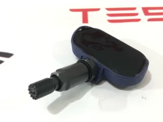 1490701-01-C Датчик давления в шине Tesla model 3 Арт 99478012, вид 4
