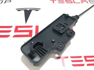 1061816-00-D Электропривод замка капота Tesla model S Арт 99458285, вид 4