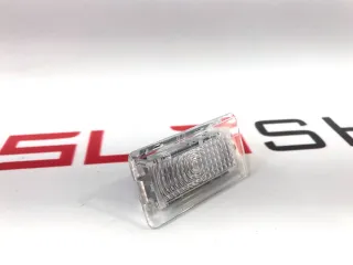 1007151-80-E,1007151-70-E,1007151-90-E Фонарь салона (плафон) Tesla model S Арт 9904825, вид 1