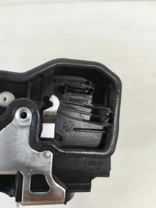  Замок двери передней правой BMW 7 E65/E66 Арт BMW27424, вид 2