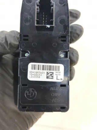 Блок управления стеклоподъемниками BMW 5 F10/F11/GT F07 2013г. 9241957 - Фото 3