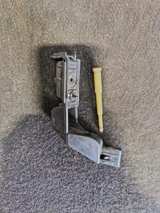 8K5807889A Кронштейн крепления бампера заднего Audi A4 B8 Арт 97057919, вид 7