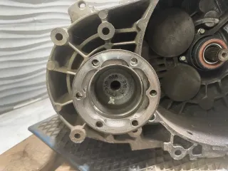LHD КПП механическая (МКПП) 6-ступенчатая Volkswagen Passat B7 Арт 97034709, вид 3