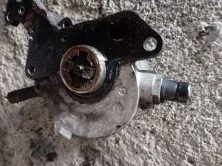 038145209C Насос вакуумный Volkswagen Golf 5 Арт 97061055, вид 4