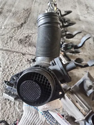 1K0129684B, 038906461B Патрубок воздушного фильтра Volkswagen Golf 5 Арт 97061259, вид 1