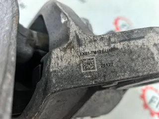 LX617M121UA Подушка крепления кпп Ford Escape 4 Арт 21753, вид 4