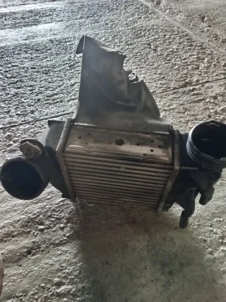 1J0145803N Интеркулер Skoda Octavia A4 Арт 97061340