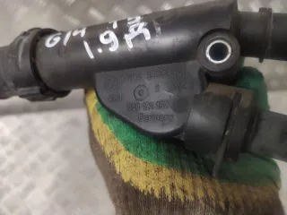 038121132G Фланец (тройник) системы охлаждения Volkswagen Touran 1 Арт 97066134, вид 3