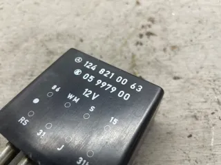 1248210063 Реле стеклоочистителей (дворников) Mercedes E W124 Арт 97066349, вид 2