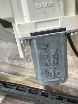 4T0837462D,8K0959602A Стеклоподъемник правый передний Audi A6 C6 (S6,RS6) Арт 97067069, вид 2