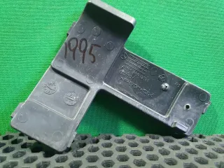 A211 885 0211 Кронштейн крепления бампера переднего Mercedes E W211 Арт 97067219, вид 1
