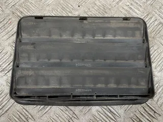 8391346 Решетка вентиляции кузова BMW 5 E39 Арт 59308, вид 2