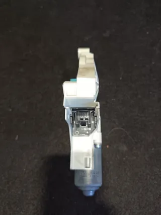 8K0959812A Моторчик стеклоподъемника задний правый Audi A4 B8 Арт 97086801, вид 4