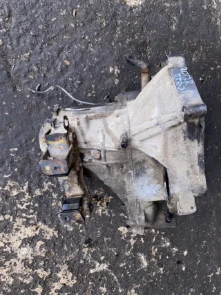 20T2R КПП (Коробка передач механическая) Rover 400 Арт C-022