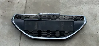 9672794377,9676232976 Решетка радиатора Peugeot 208 Арт 97355, вид 1