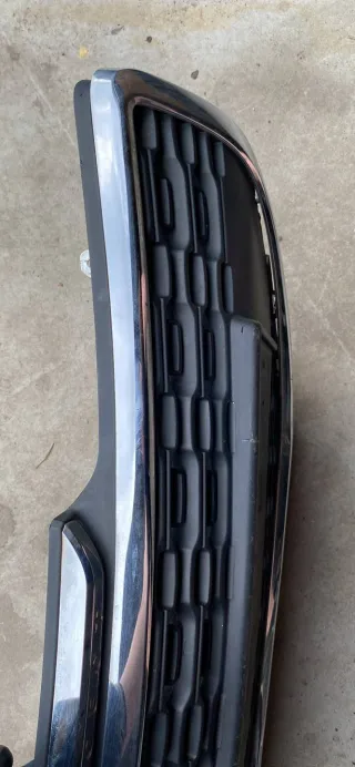 9672794377,9676232976 Решетка радиатора Peugeot 208 Арт 97355, вид 3