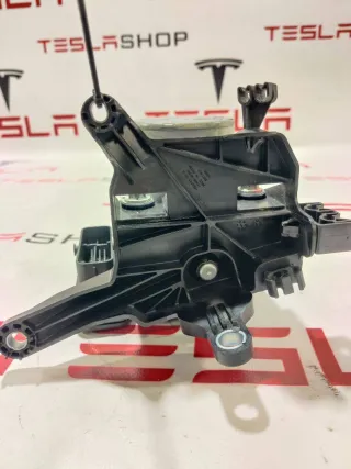 1044745-00-B,1038119-00-D,1037797-00-D,1659474-00-A,1620741-00-A Блок ABS Tesla model S Арт 9938564, вид 3