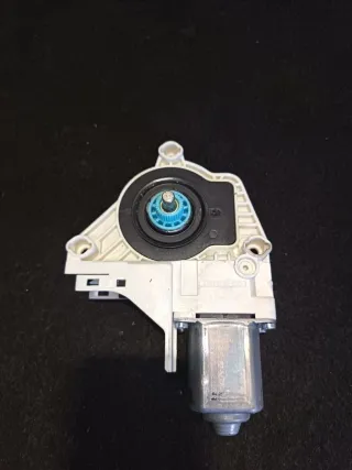 8K0959811A Моторчик стеклоподъемника задний левый Audi A4 B8 Арт 97096646, вид 1