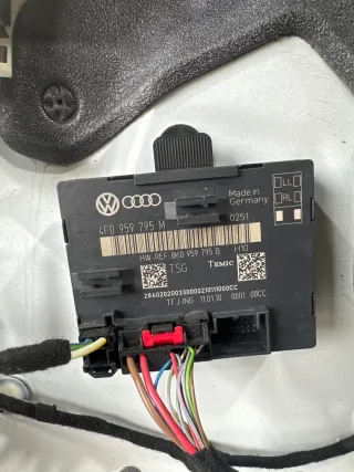 4F0959795M Блок управления двери задней правой Audi A6 C6 (S6,RS6) Арт 97097048, вид 1